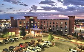 Holiday Inn Express Hotel & Suites Albuquerque Historic Old Town